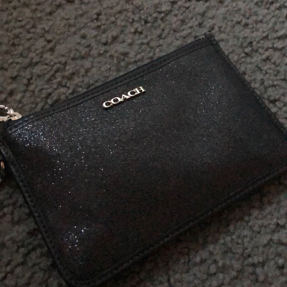 coach wristlet - Picture 6 of 7